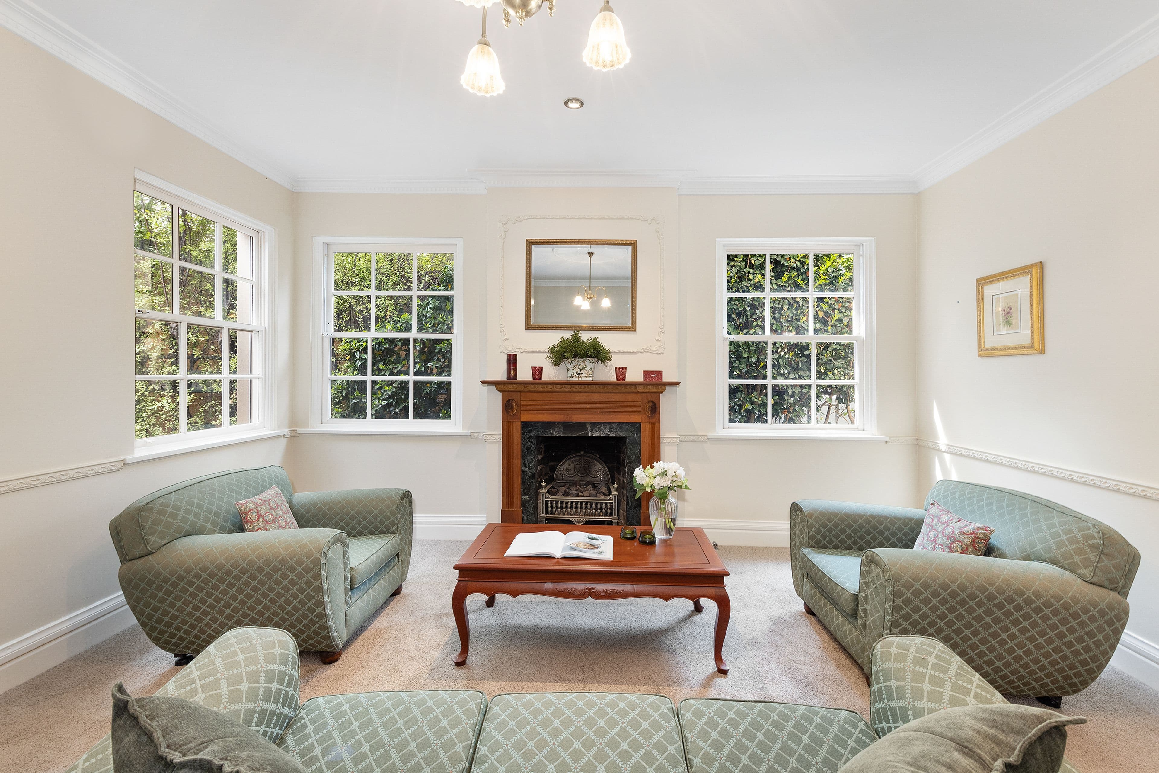 4 Larbert Avenue, Wahroonga NSW 2076, Wahroonga - Thumbnail 4