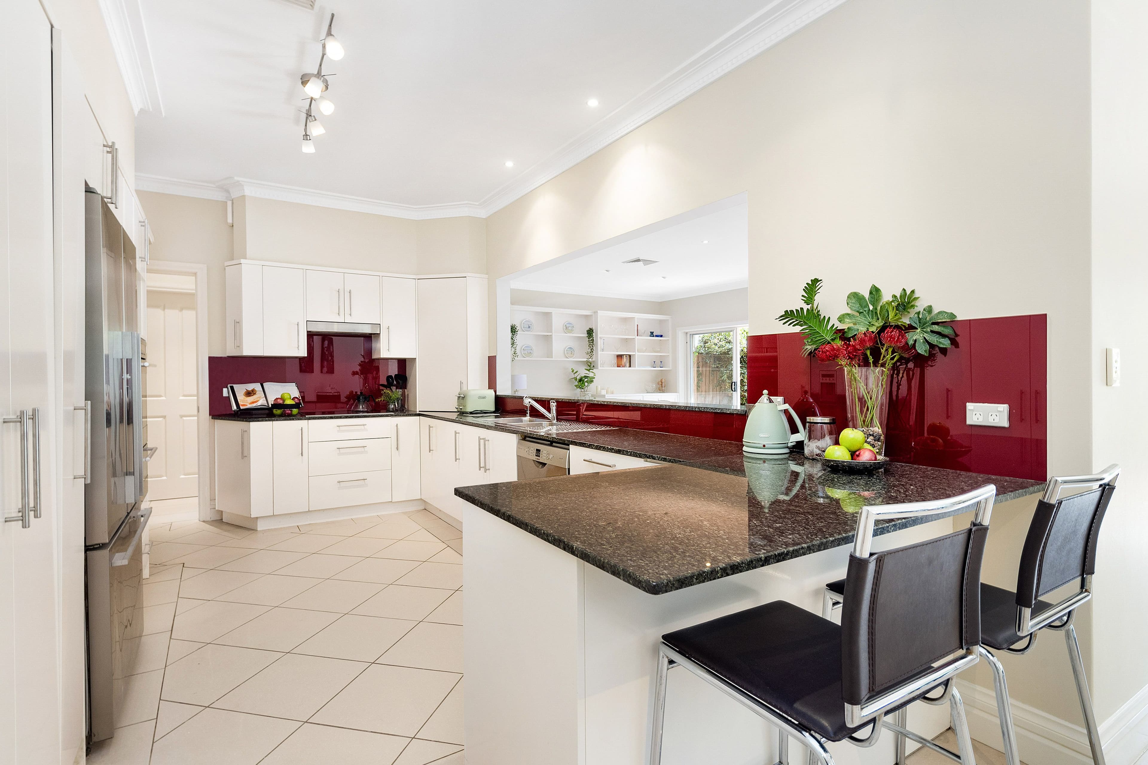 4 Larbert Avenue, Wahroonga NSW 2076, Wahroonga - Thumbnail 6