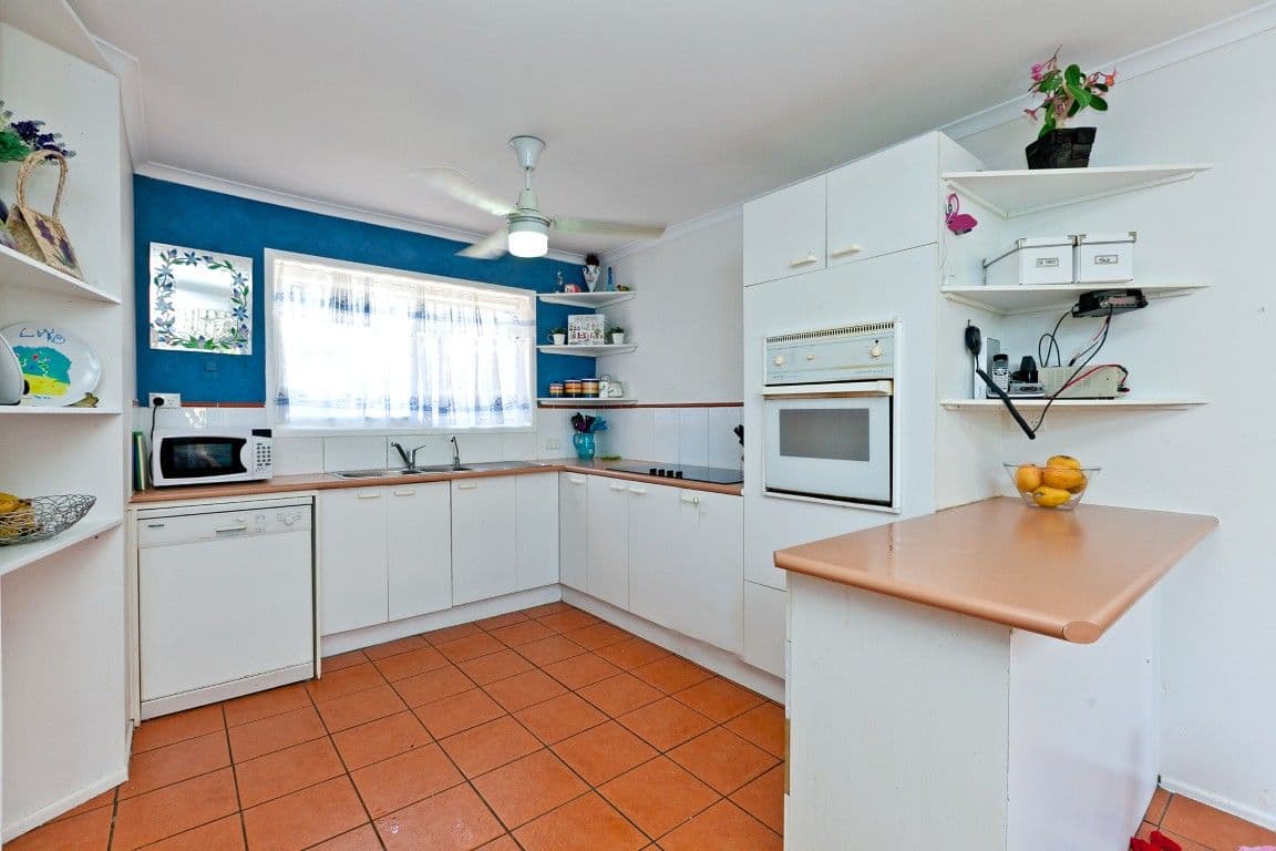 15 Waratah Avenue, VICTORIA POINT QLD 4165, Victoria Point - Thumbnail 5
