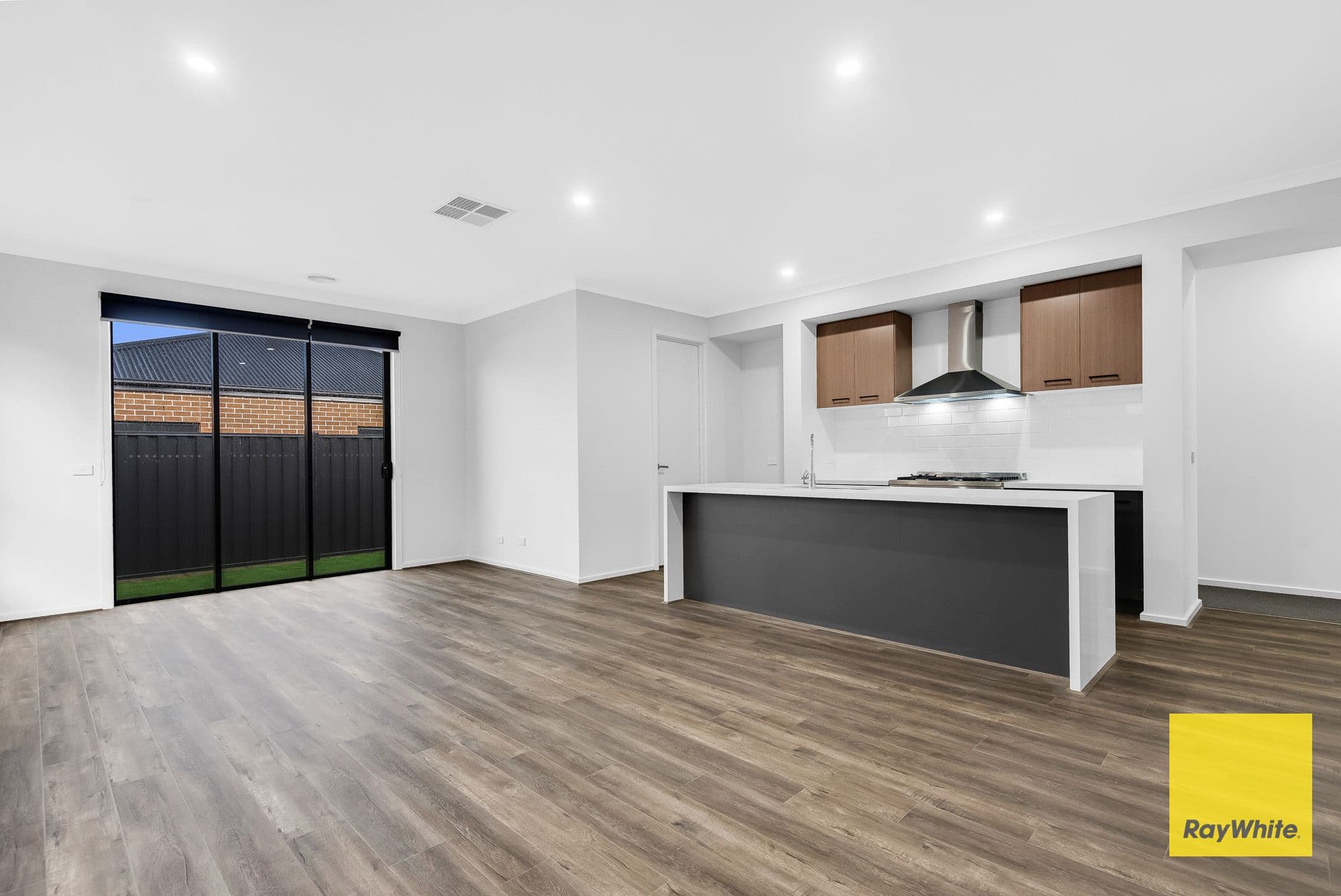 17 Bistre Road, Tarneit VIC 3029, Tarneit - Thumbnail 4