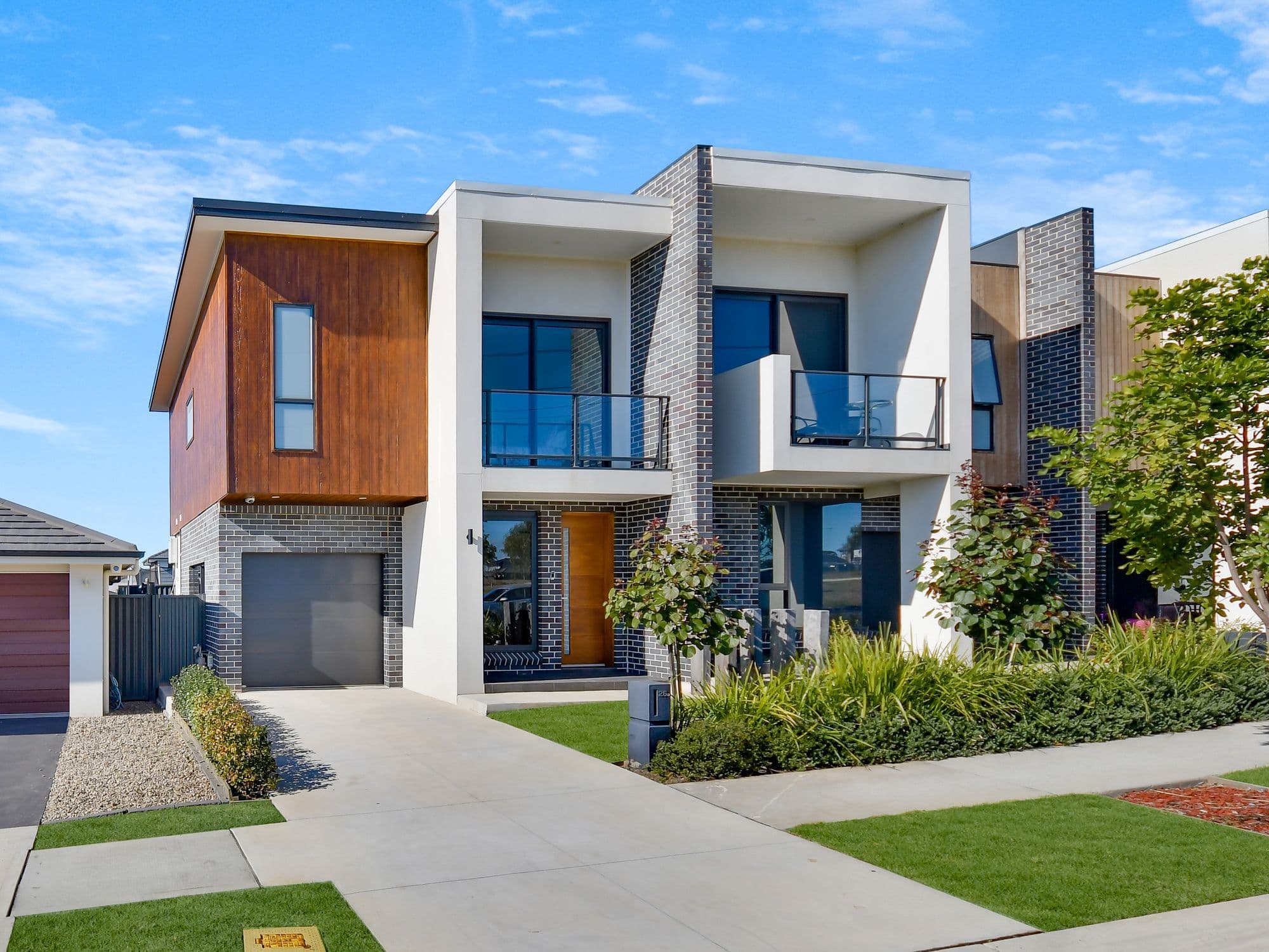 26D Oaklands Circuit, Gregory Hills NSW 2557, Gregory Hills - Thumbnail 2