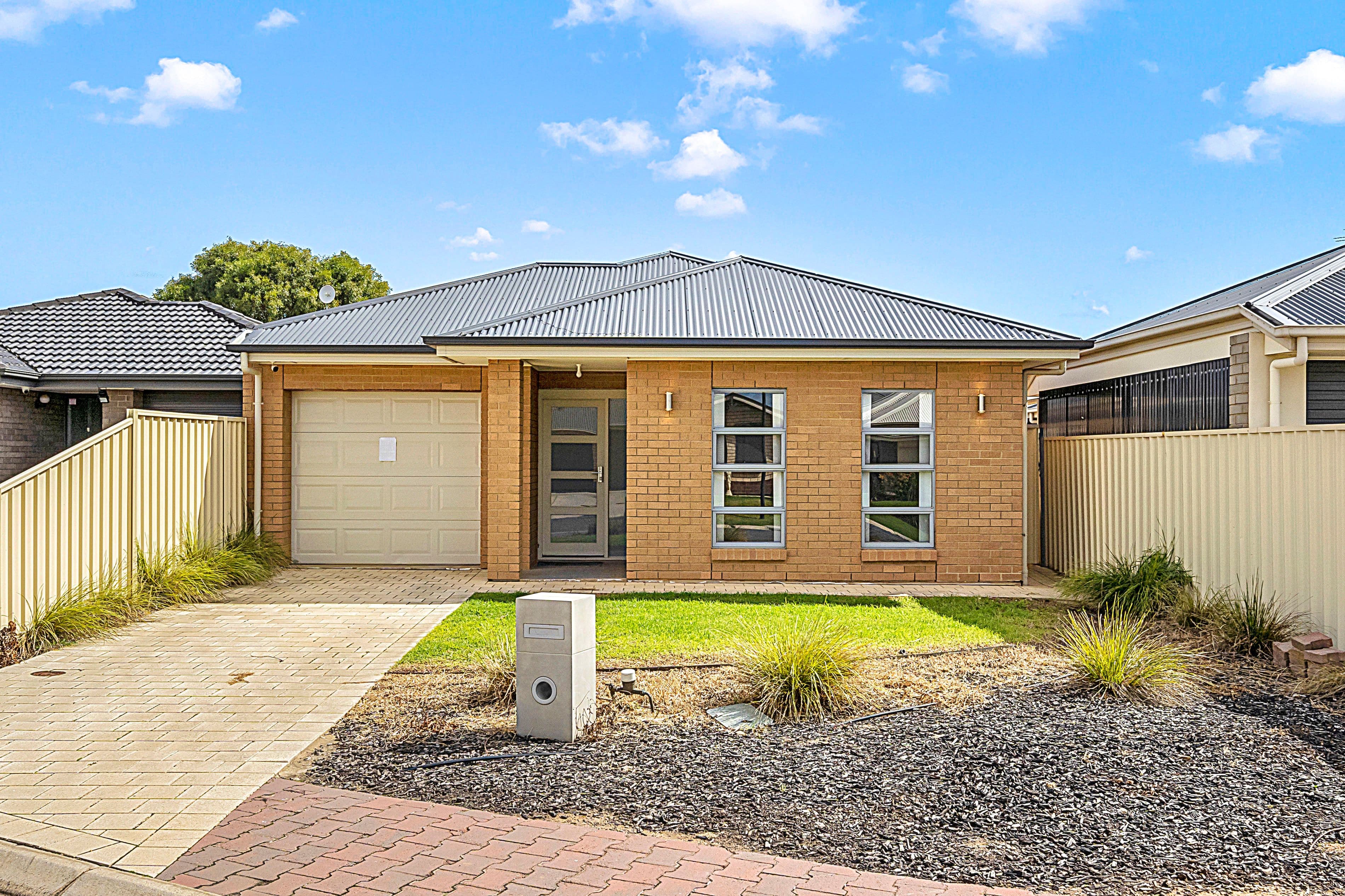 10 Adel Drive, Munno Para West SA 5115, Munno Para West - Image 1