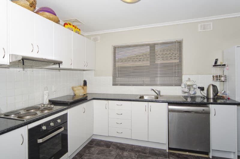 16 Neptune Road, SEAFORD SA 5169, Seaford - Thumbnail 5