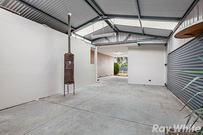 4 Casey Drive, Lalor VIC 3075, Lalor - Thumbnail 6