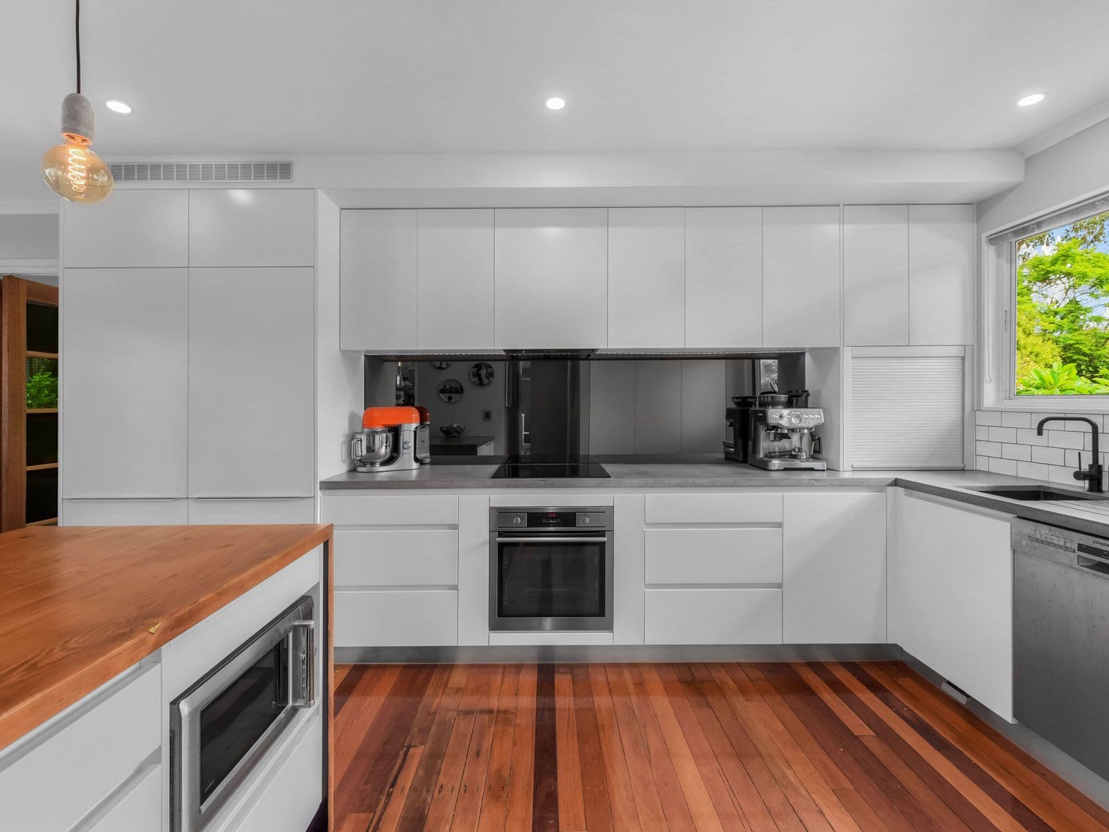 170 Englefield Road, Oxley QLD 4075, Oxley - Thumbnail 2