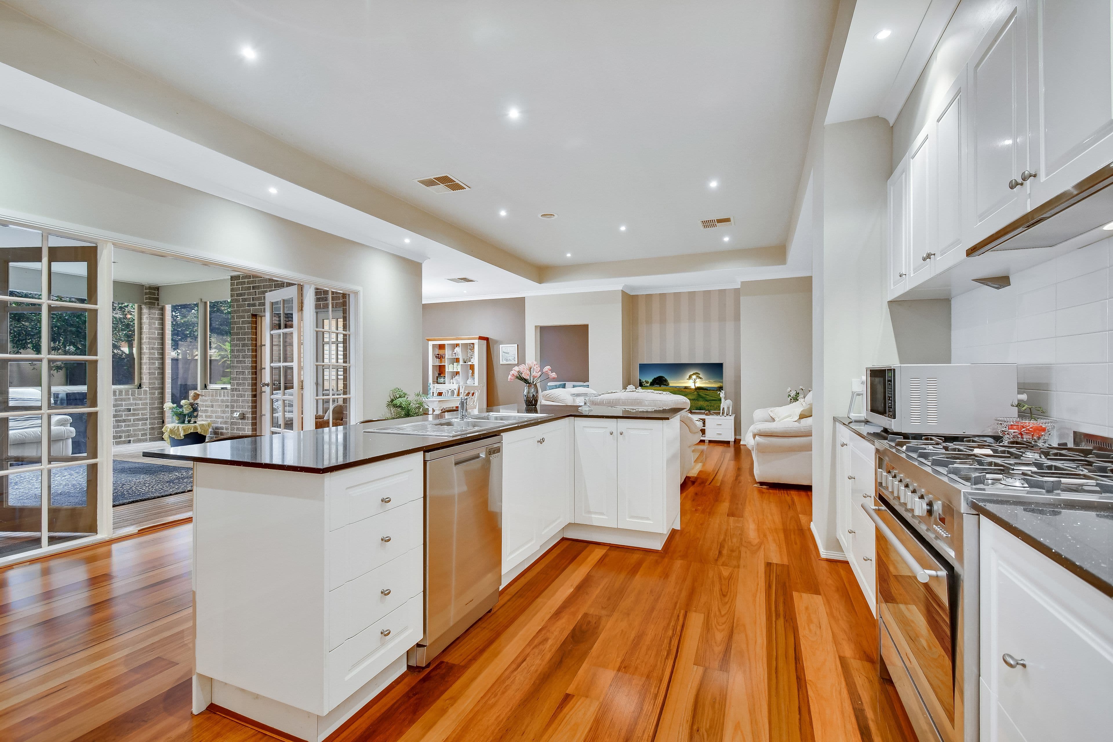 13 Mccubbin Avenue, Pakenham VIC 3810, Pakenham - Thumbnail 4
