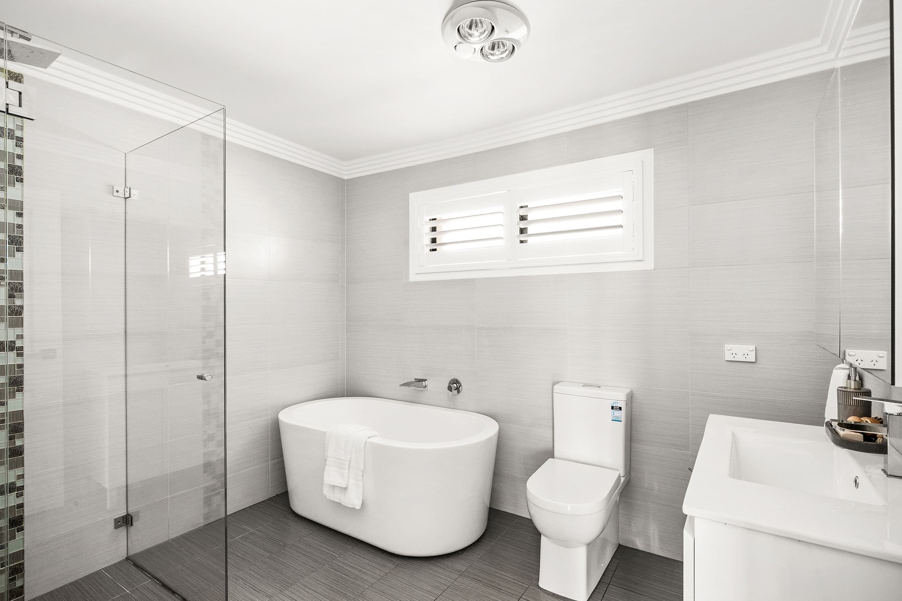 2 Cynthia Avenue, Castle Hill NSW 2154, Castle Hill - Thumbnail 5