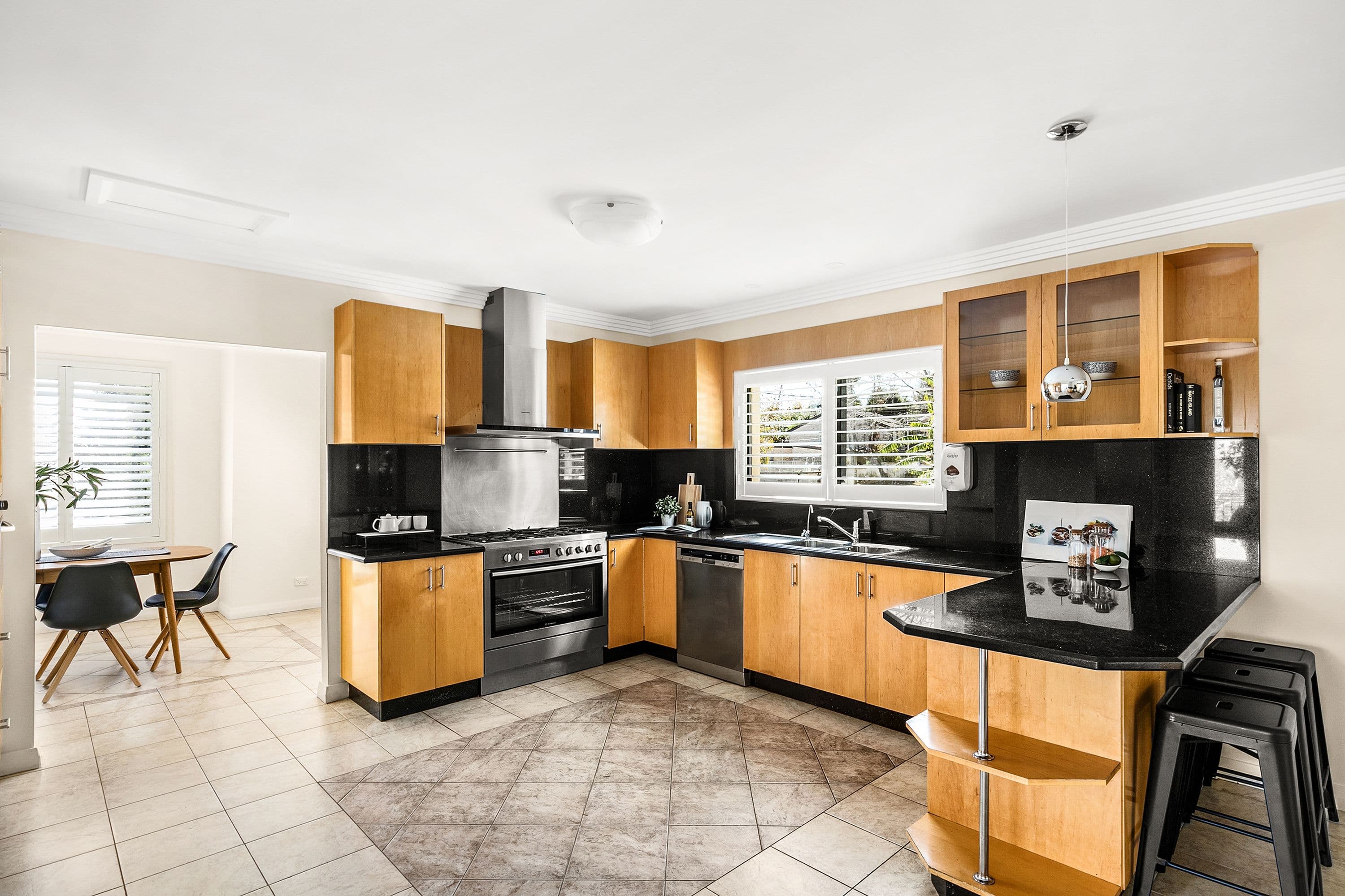 2 Cynthia Avenue, Castle Hill NSW 2154, Castle Hill - Thumbnail 7