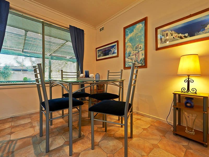 9 Stoneleigh Avenue, BORONIA VIC 3155, Boronia - Thumbnail 5
