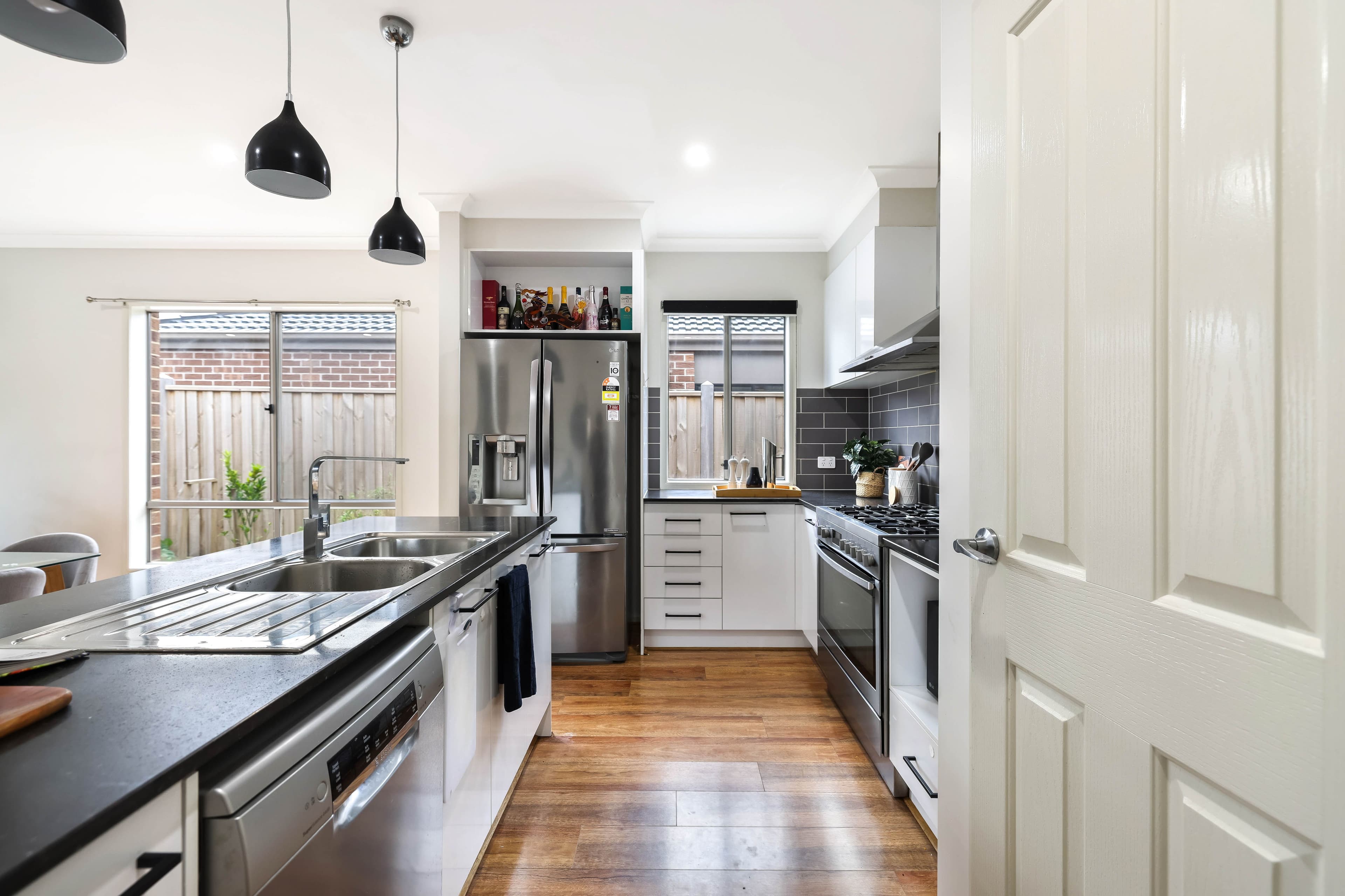 16 Selwood Road, Mickleham VIC 3064, Mickleham - Thumbnail 8