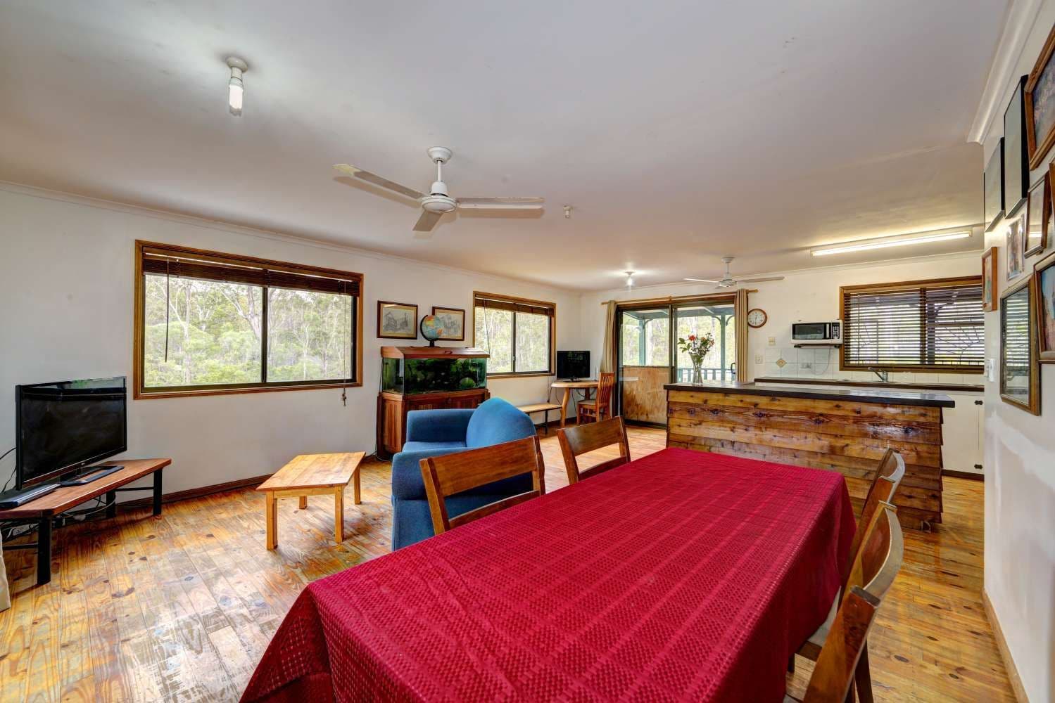 159 Hills Road, SOUTH BINGERA QLD 4670, South Bingera - Thumbnail 6