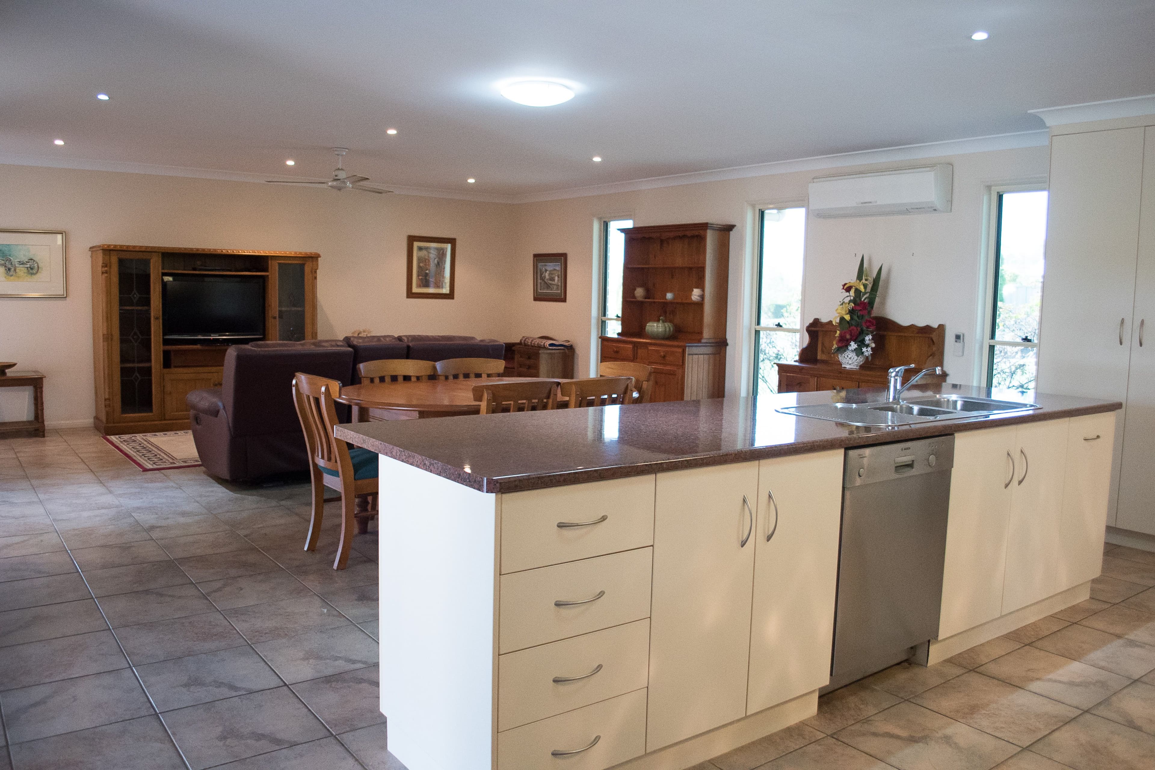 11 Tyson Street, Pittsworth QLD 4356, Pittsworth - Thumbnail 4