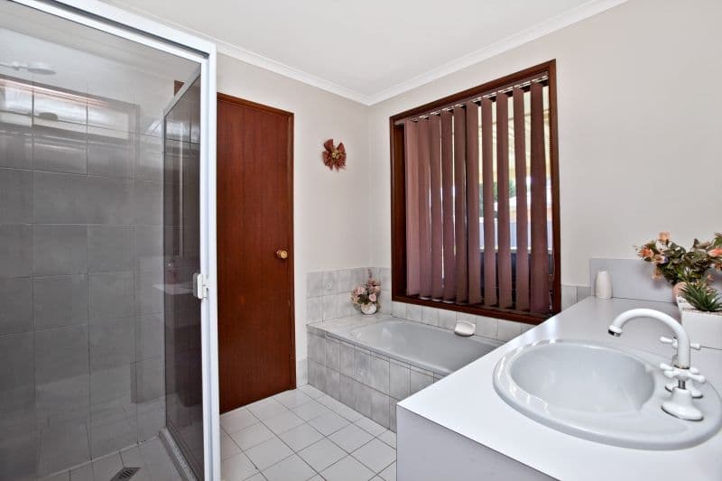 17 Redford Court, PARALOWIE SA 5108, Paralowie - Thumbnail 7