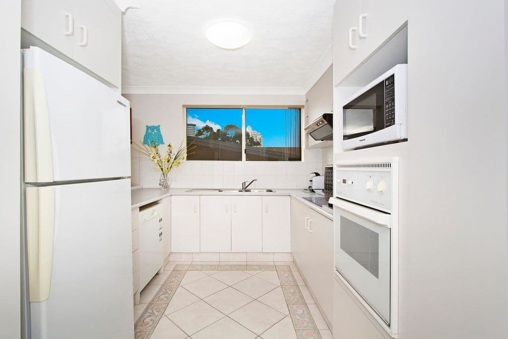 16a Warrawong Street, Coolangatta QLD 4225, Coolangatta - Thumbnail 4