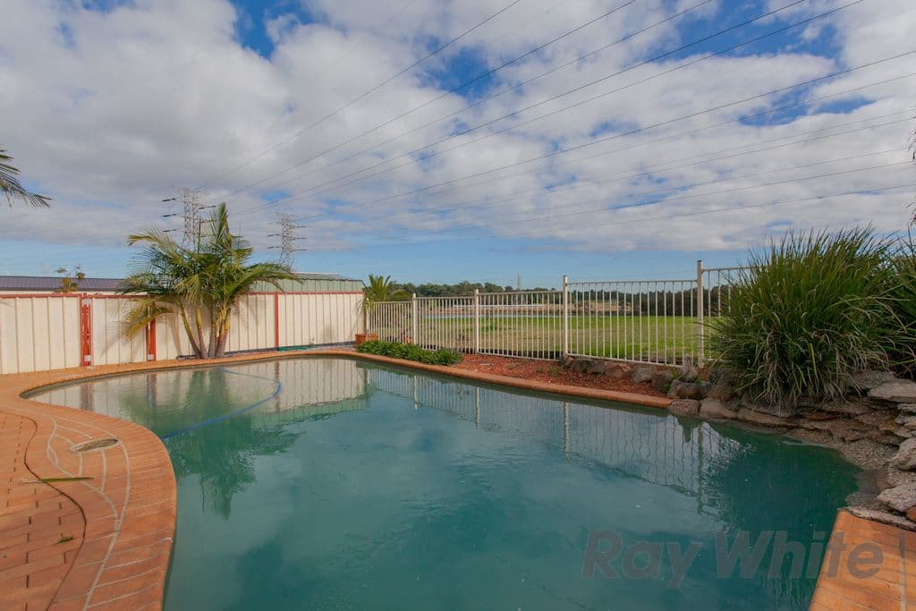 15 Decora Crescent, WARABROOK NSW 2304, Warabrook - Thumbnail 2