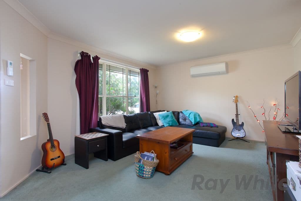15 Decora Crescent, WARABROOK NSW 2304, Warabrook - Thumbnail 4
