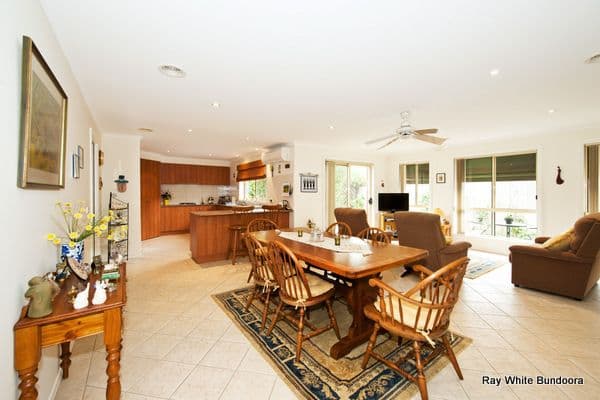 17 Evergreen Drive, SOUTH MORANG VIC 3752, South Morang - Thumbnail 3