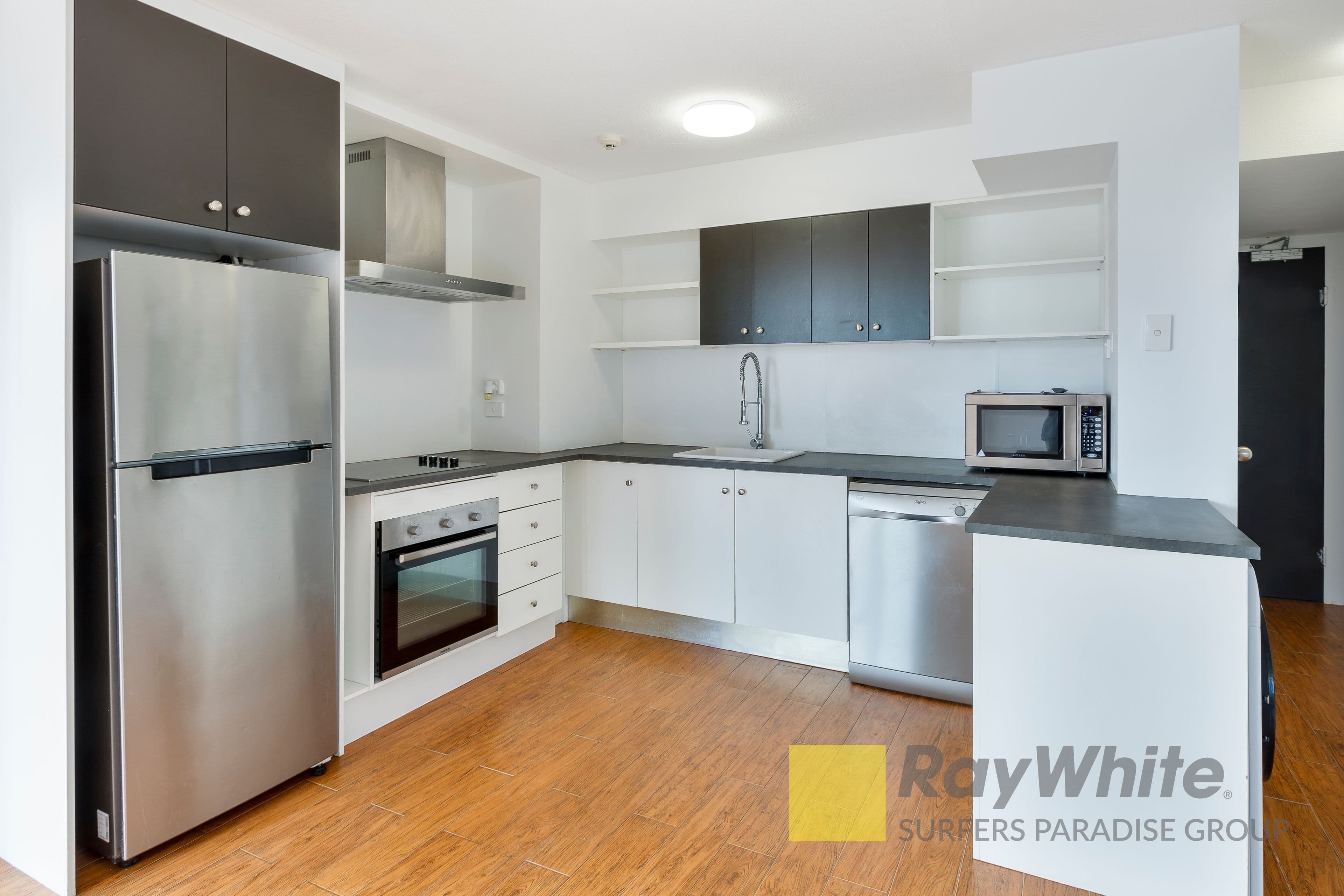 19 Orchid Avenue, Surfers Paradise QLD 4217, Surfers Paradise - Thumbnail 7