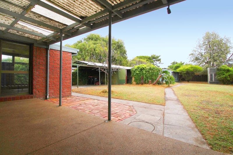 5  Eulinga Avenue, ASPENDALE VIC 3195, Aspendale - Thumbnail 2