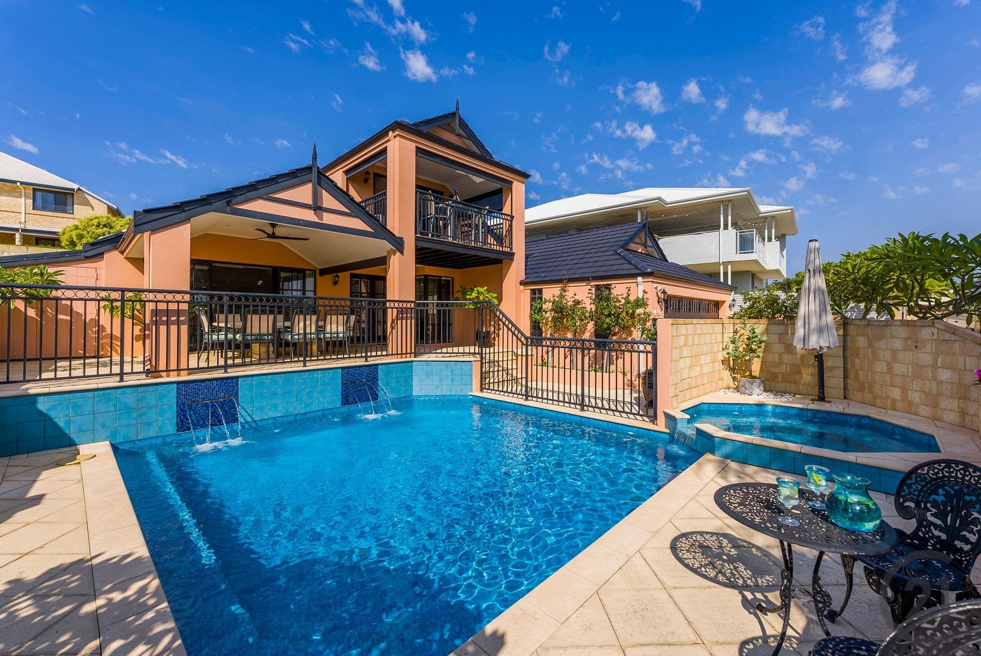 75 Baloo Crescent, Wannanup, WA, 6210, Wannanup - Thumbnail 2