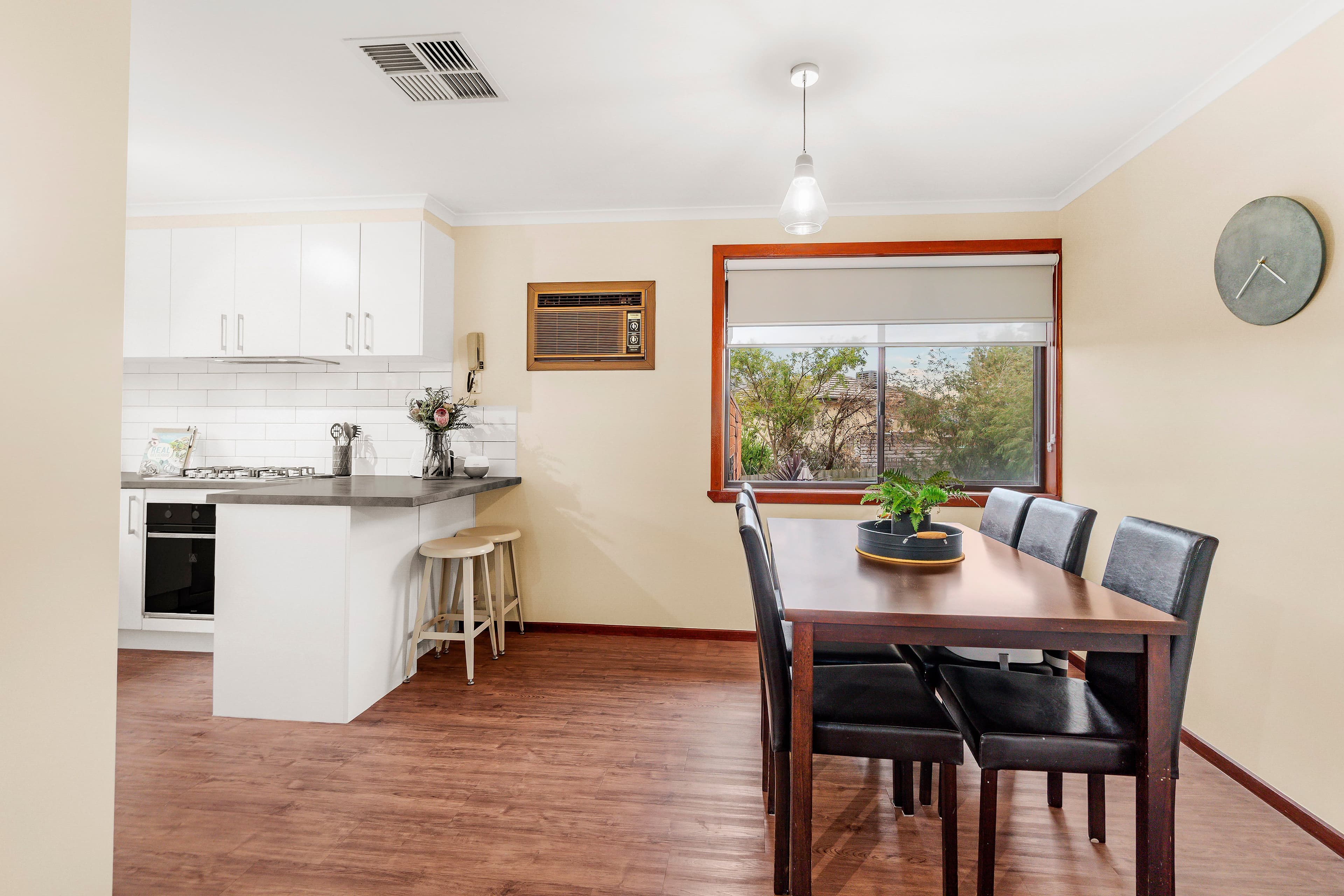 93 Martins Lane, Viewbank VIC 3084, Viewbank - Thumbnail 4