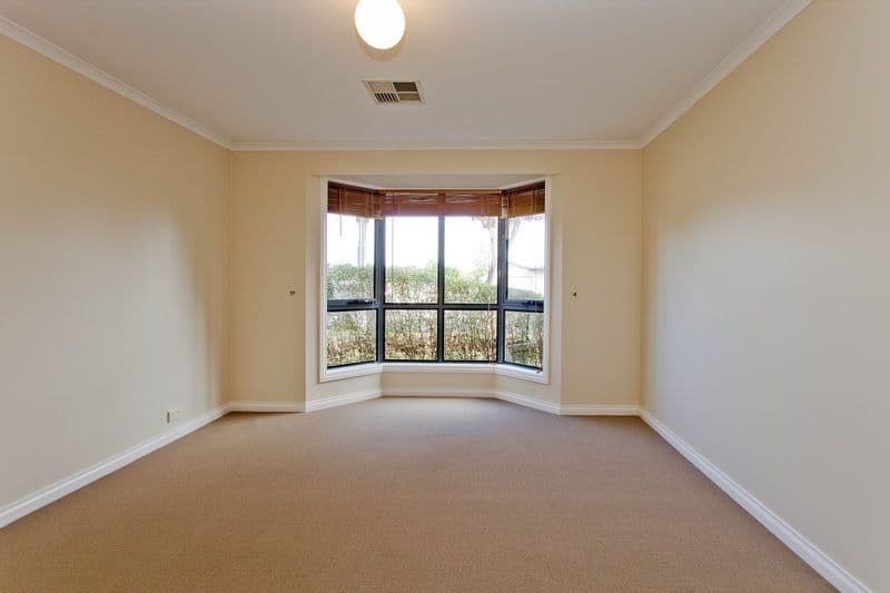 4 Lutana Crescent, Mitchell Park SA 5043, Mitchell Park - Thumbnail 4