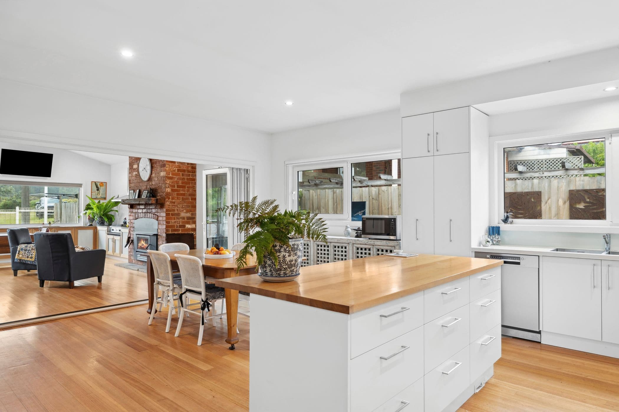 131 Quarry Road, Woodend VIC 3442, Woodend - Thumbnail 5