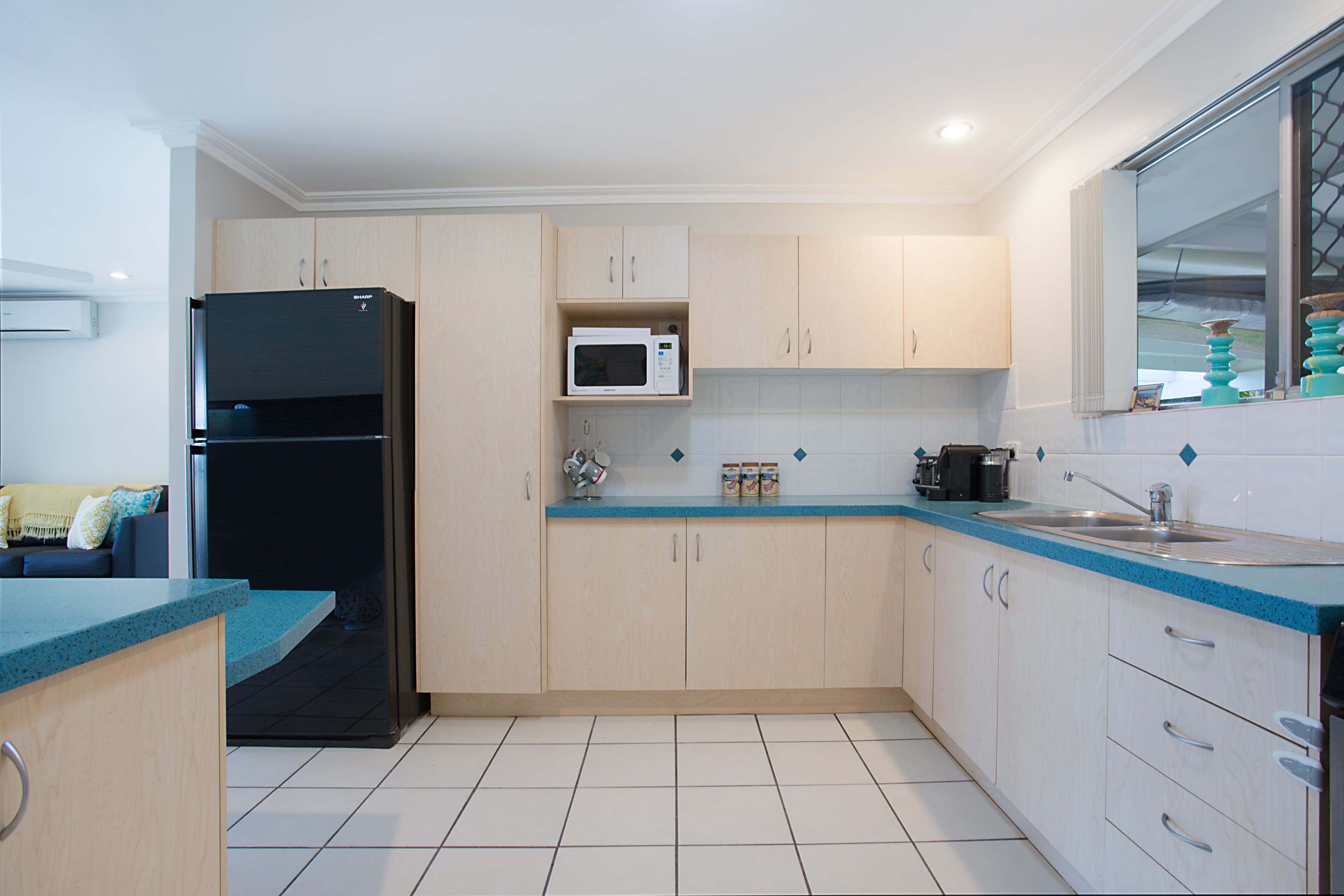 15 Adams Avenue, Miami QLD 4220, Miami - Thumbnail 5