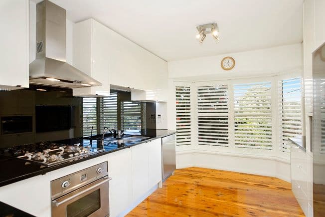 26 Roscommon Crescent, KILLARNEY HEIGHTS NSW 2087, Killarney Heights - Thumbnail 2