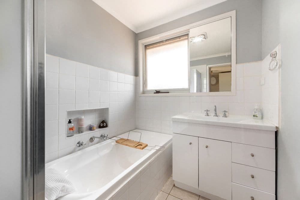 13 Rayner Close, Rowville VIC 3178, Rowville - Thumbnail 5