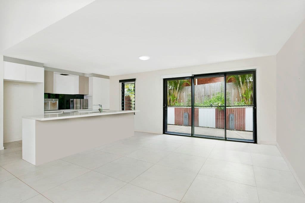 13 Texas Court, Oxenford QLD 4210, Oxenford - Thumbnail 2