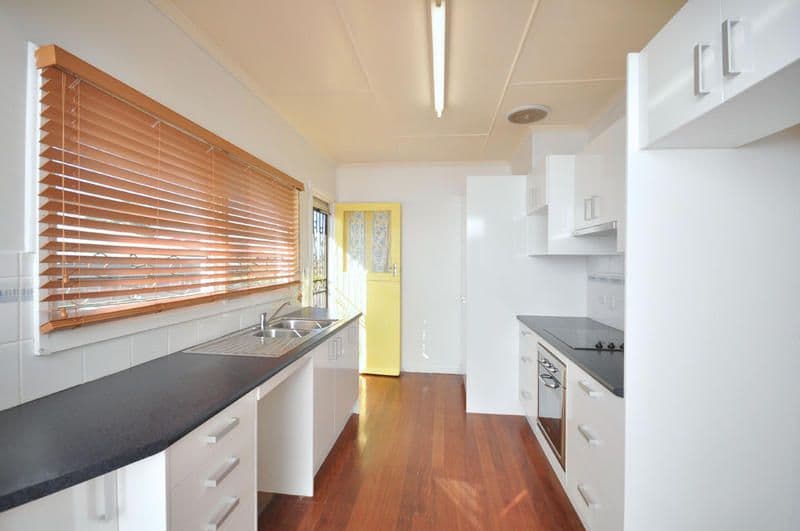 99 Graham Road, CARSELDINE QLD 4034, Carseldine - Thumbnail 2