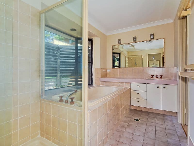 11 Dormello Drive, WORONGARY QLD 4213, Worongary - Thumbnail 6