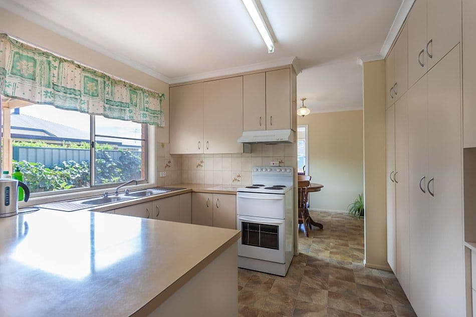 32 Maplewood Drive, DARLING HEIGHTS QLD 4350, Darling Heights - Thumbnail 4