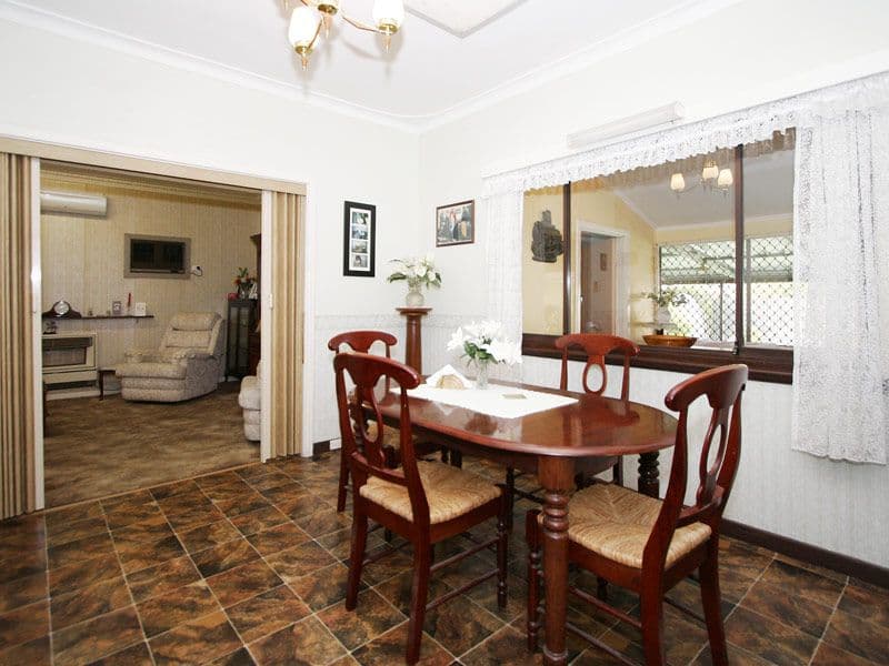 50 Fourth Avenue, BASSENDEAN WA 6054, Bassendean - Thumbnail 5