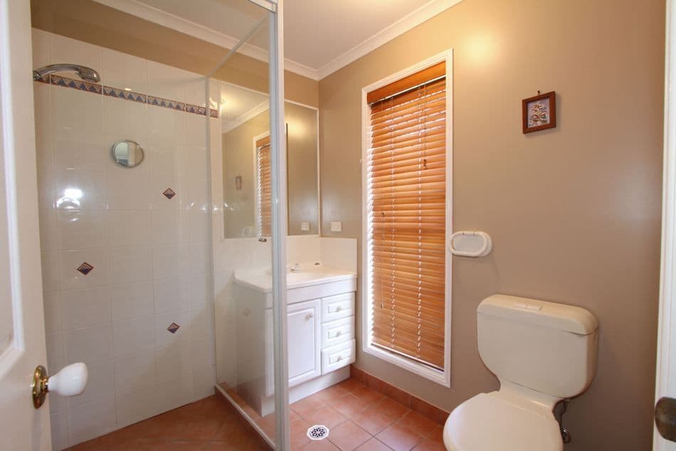 229 Barolin Esplanade, CORAL COVE QLD 4670, Coral Cove - Thumbnail 7