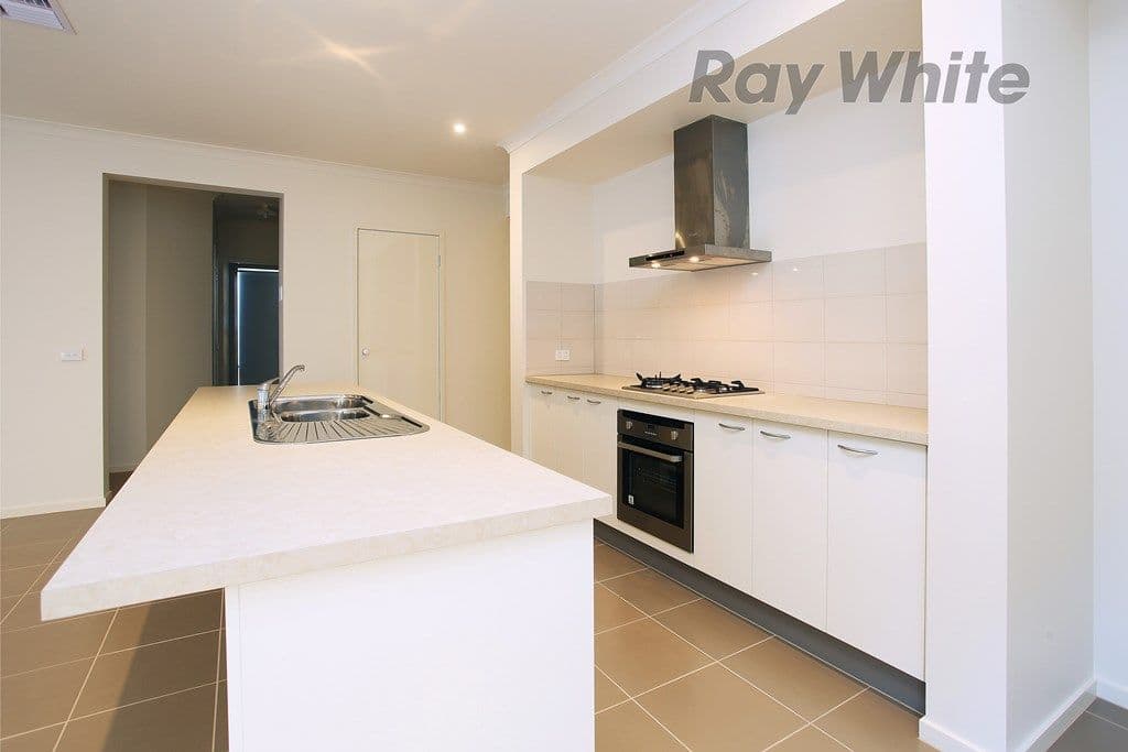 21 Broadstone Way, POINT COOK VIC 3030, Point Cook - Thumbnail 6
