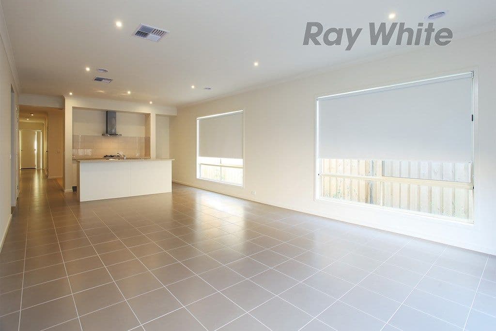 21 Broadstone Way, POINT COOK VIC 3030, Point Cook - Thumbnail 7