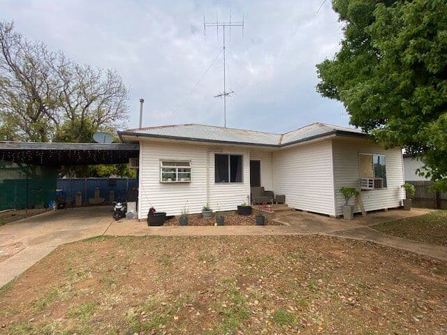 11 Bogan Street, Nyngan NSW 2825, Nyngan - Image 1
