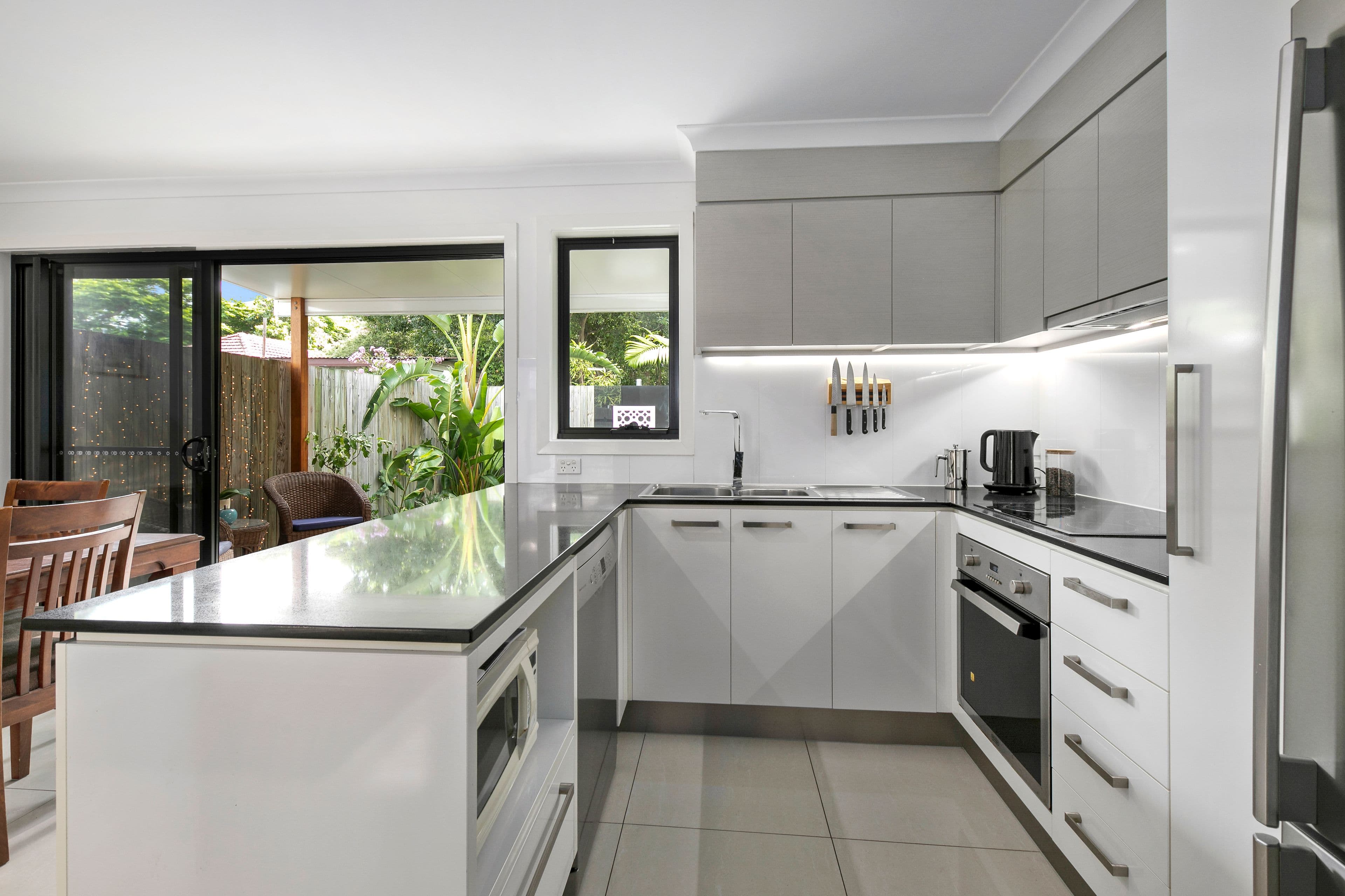 41 Eversley Terrace, Yeronga QLD 4104, Yeronga - Thumbnail 2