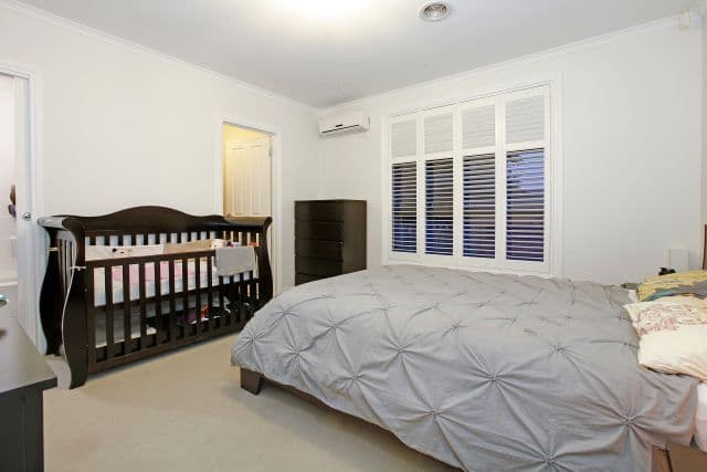 15 Miranda Road, Reservoir VIC 3073, Reservoir - Thumbnail 2