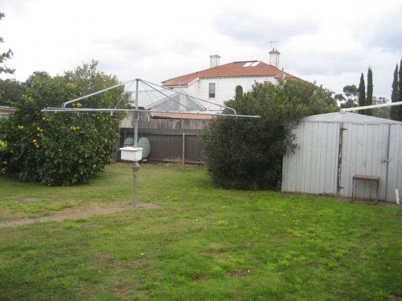 4 Campaspe Street, ROCHESTER VIC 3561, Rochester - Thumbnail 3