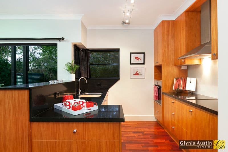 121 Indooroopilly Road, TARINGA QLD 4068, Taringa - Thumbnail 4