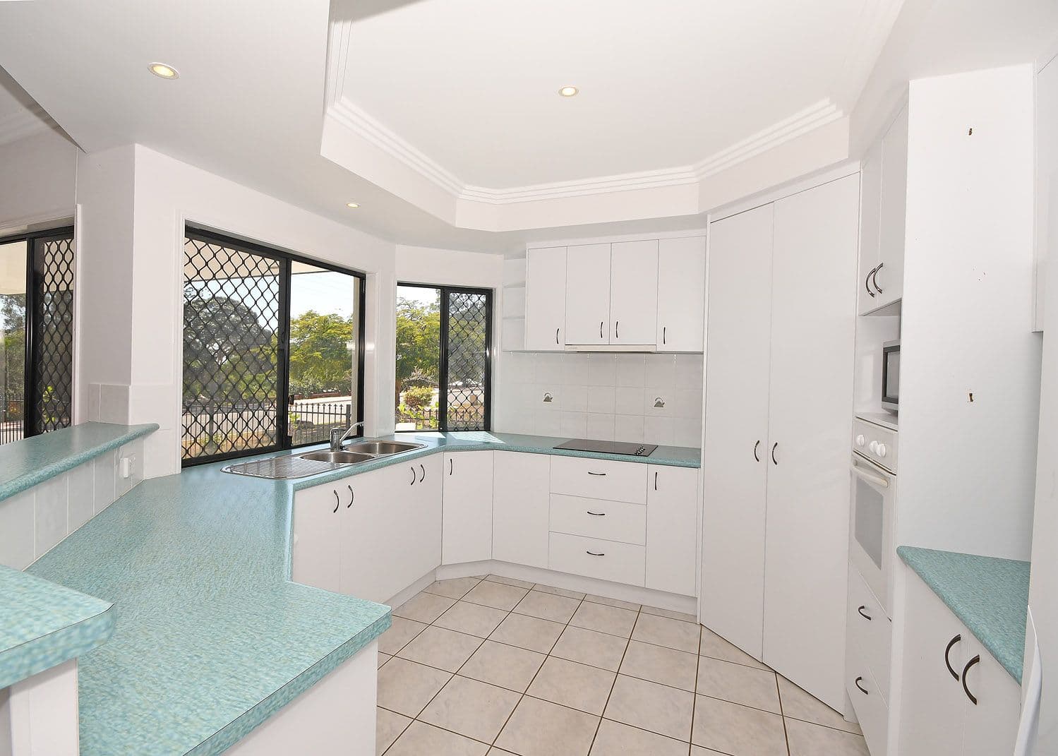 74 Esplanade, Point Vernon QLD 4655, Point Vernon - Thumbnail 8