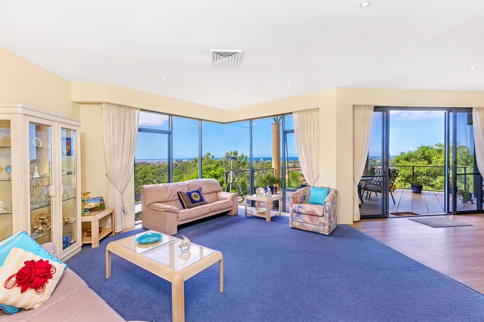 137 K P McGrath Drive, Elanora QLD 4221, Elanora - Thumbnail 3
