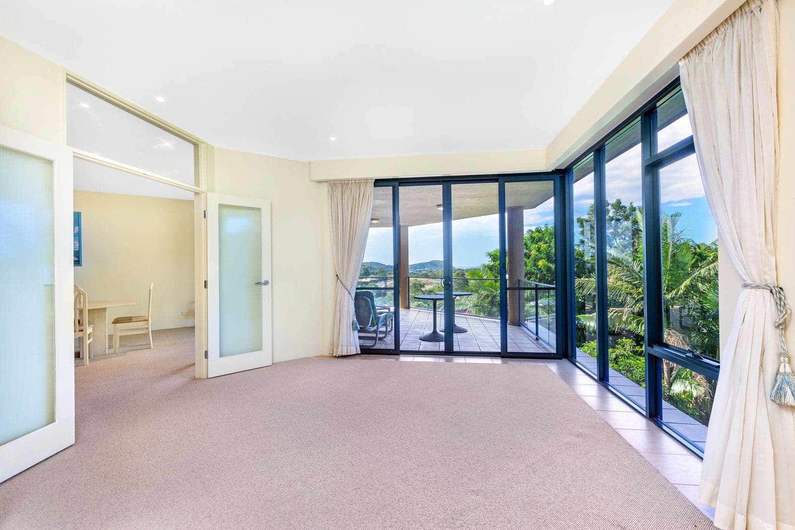 137 K P McGrath Drive, Elanora QLD 4221, Elanora - Thumbnail 8