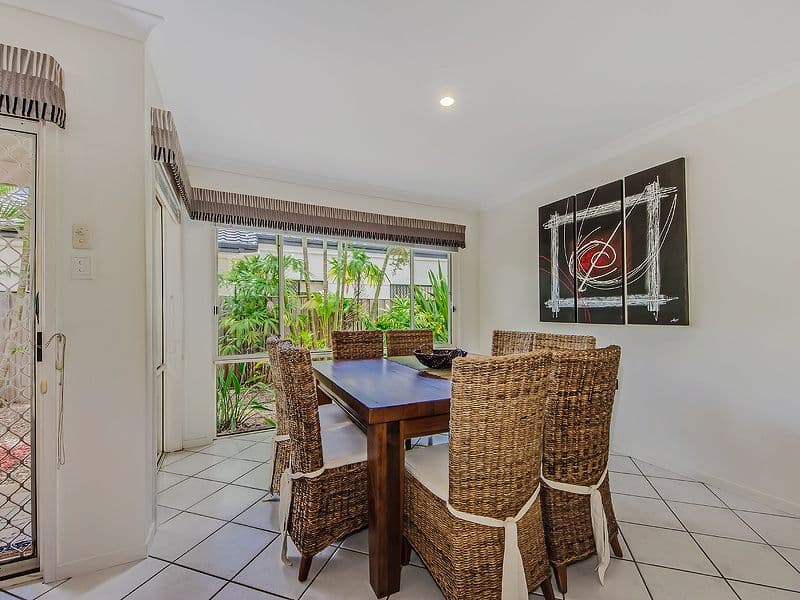 143 Dunlin Drive, BURLEIGH WATERS QLD 4220, Burleigh Waters - Thumbnail 6