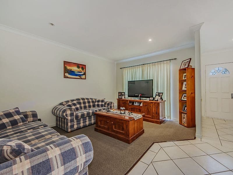 143 Dunlin Drive, BURLEIGH WATERS QLD 4220, Burleigh Waters - Thumbnail 8