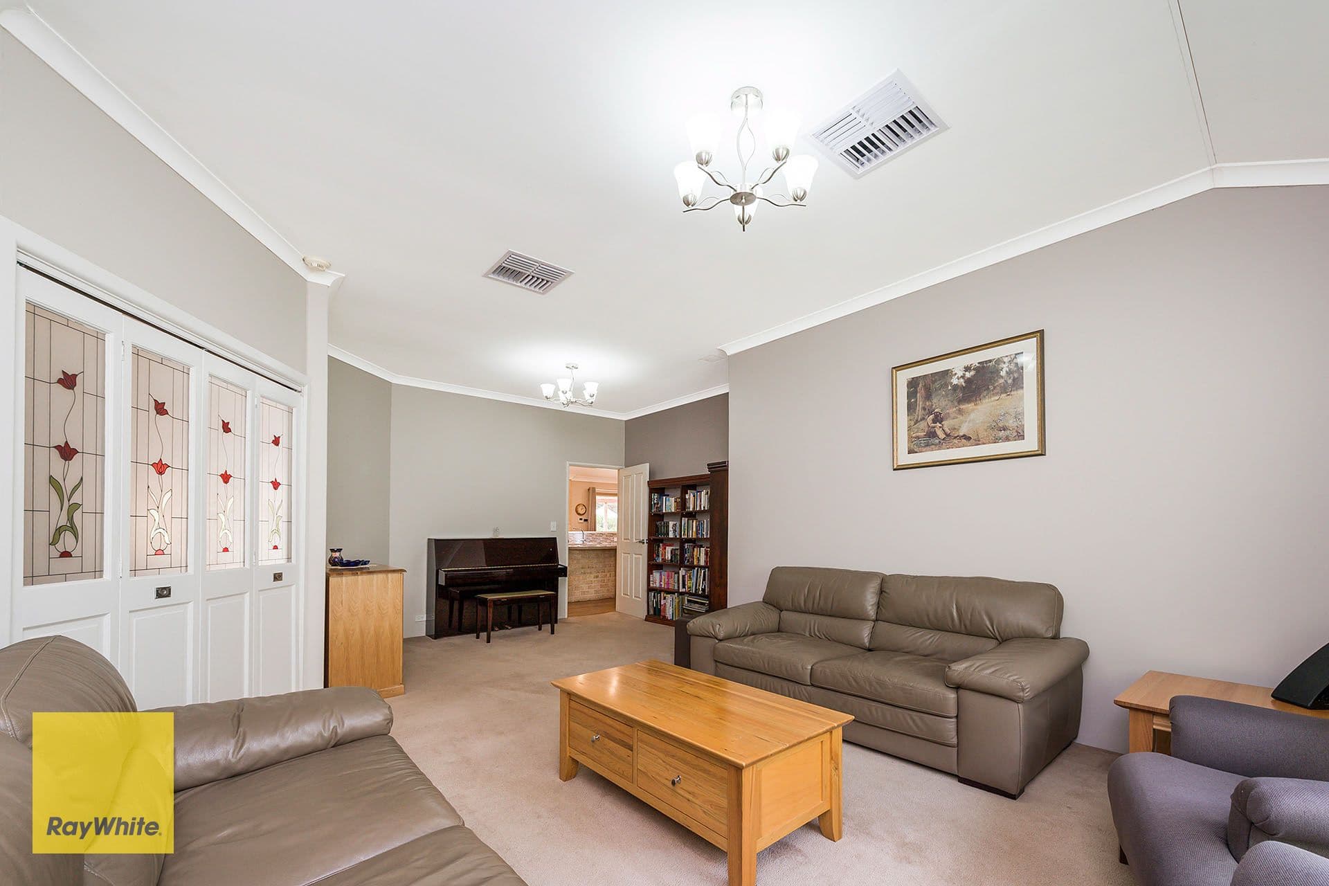 18 Collins Road, Kalamunda WA 6076, Kalamunda - Thumbnail 8
