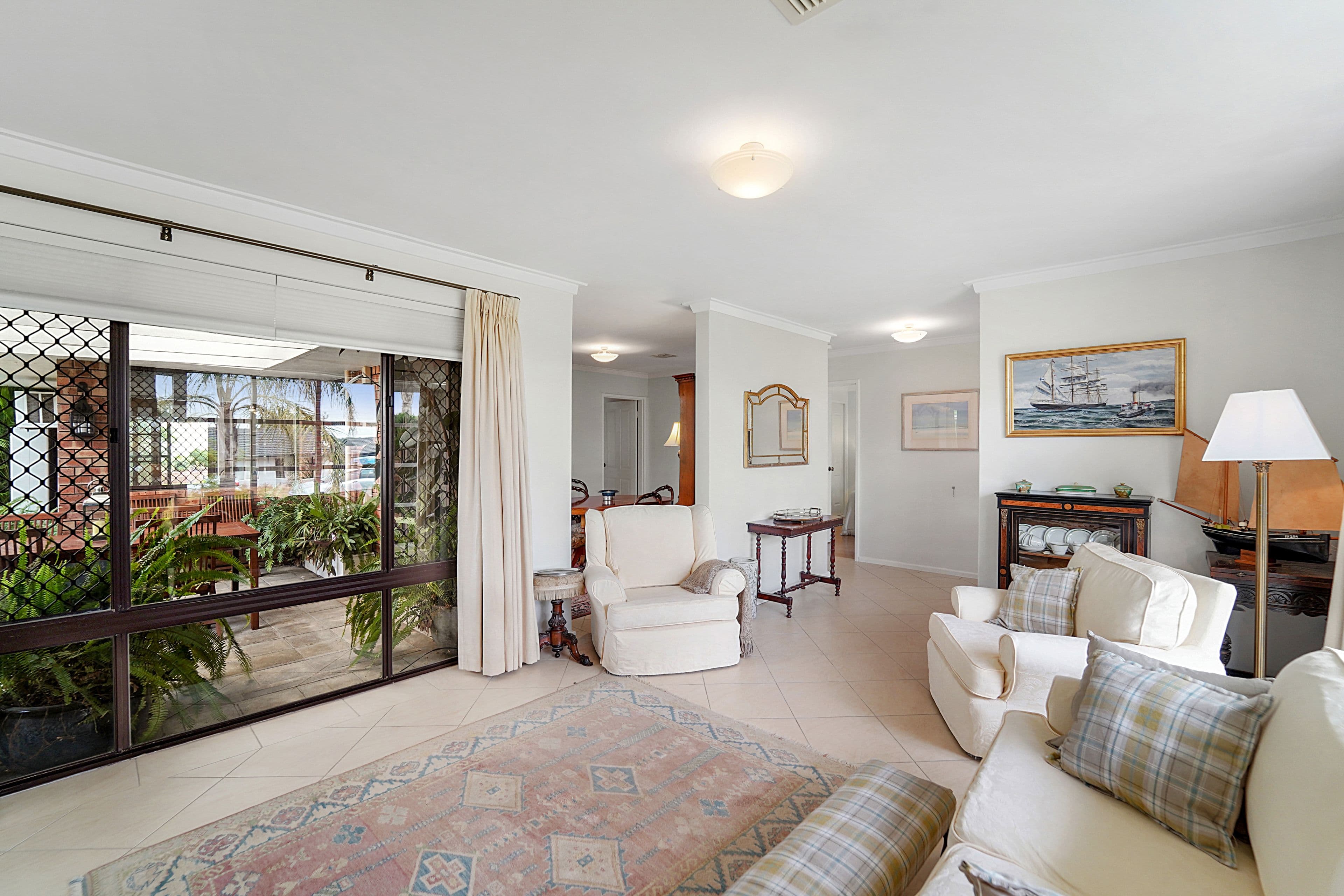 36 Glenbank Crescent, Kallaroo WA 6025, Kallaroo - Thumbnail 5